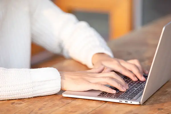 得力e 怎么查找企业